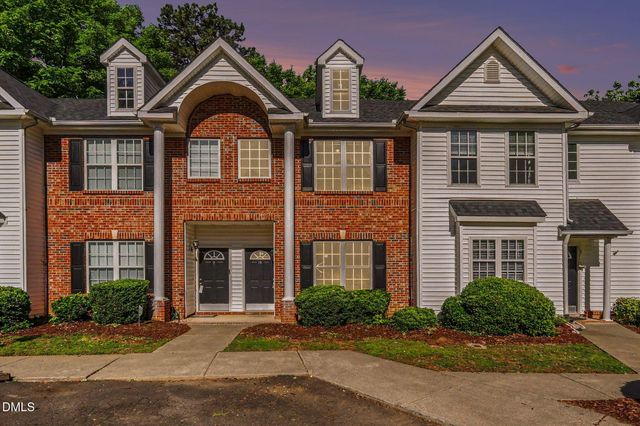 10 Moorefield Court, Durham, NC 27705