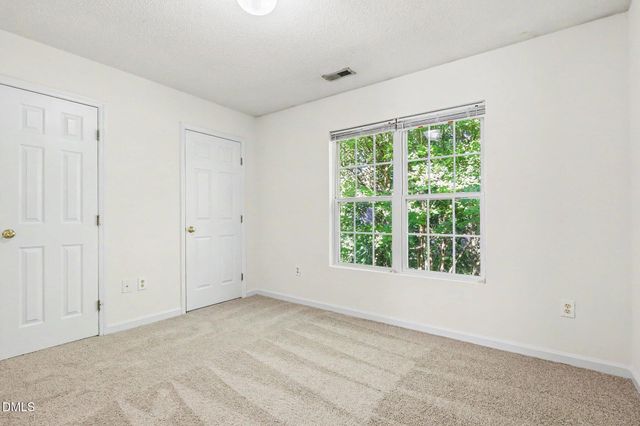 10 Moorefield Court, Durham, NC 27705