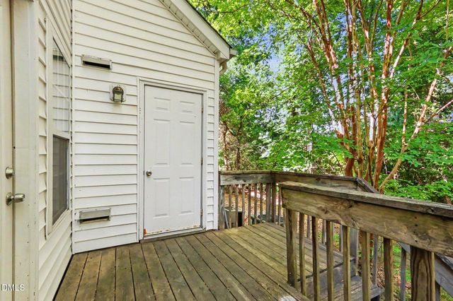 10 Moorefield Court, Durham, NC 27705