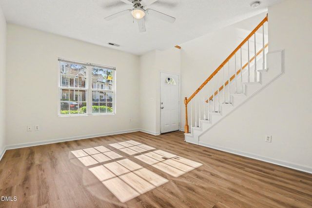 10 Moorefield Court, Durham, NC 27705