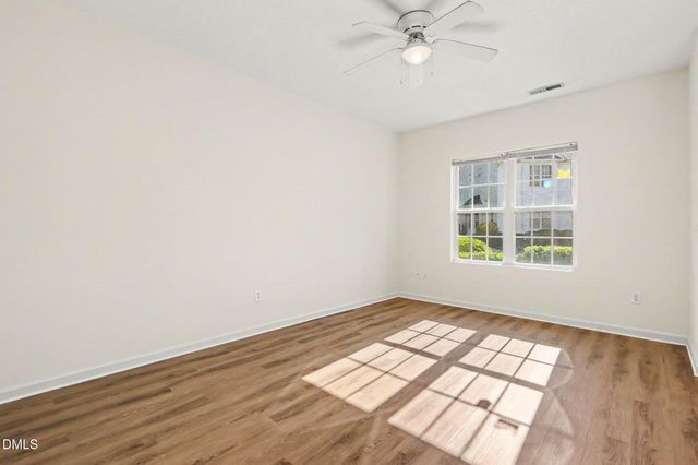 10 Moorefield Court, Durham, NC 27705