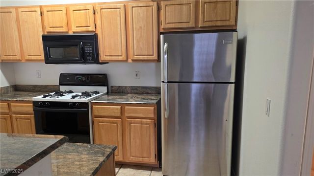 8555 West Russell Road 1023, Las Vegas, NV 89113