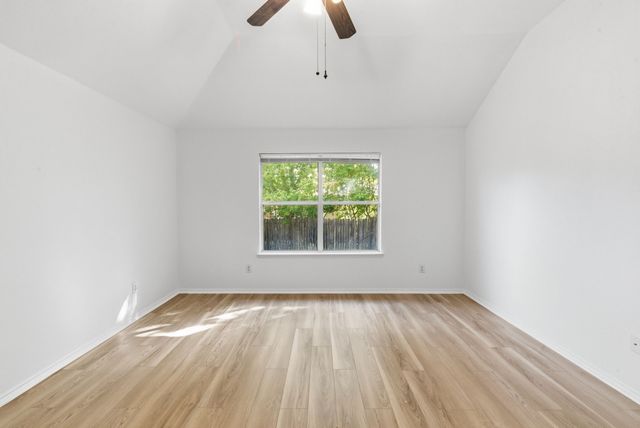 2729 Mountain Lion Drive, Fort Worth, TX 76244
