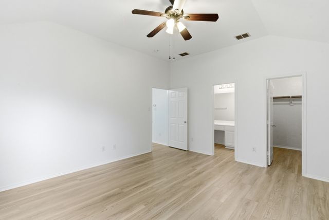 2729 Mountain Lion Drive, Fort Worth, TX 76244