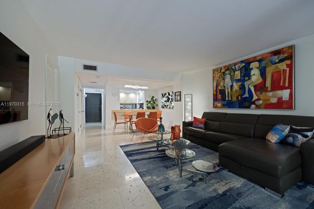 2901 S Bayshore Dr 2H, Miami, FL 33133