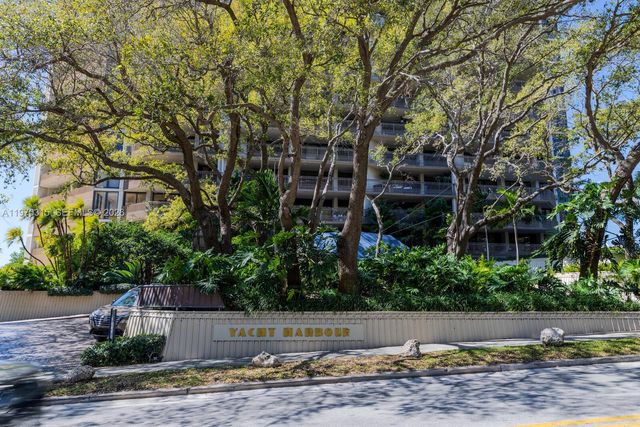 2901 S Bayshore Dr 2H, Miami, FL 33133