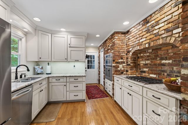 1712 Saddlewood Drive, Fort Mill, SC 29715