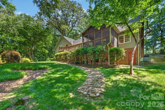 1712 Saddlewood Drive, Fort Mill, SC 29715