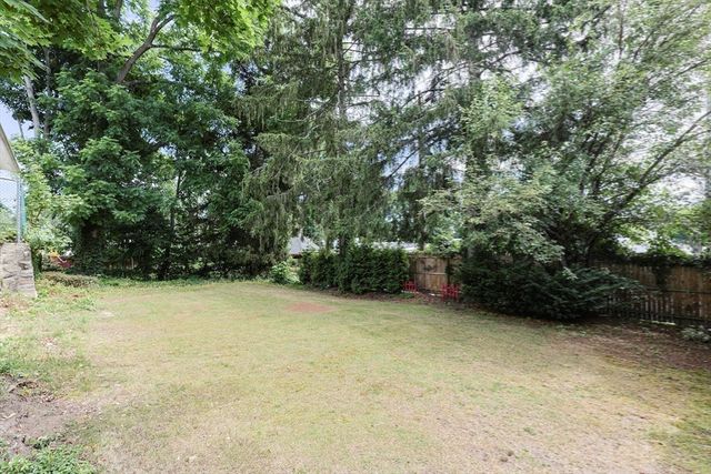 25 George Waterman Rd, Johnston, RI 02919
