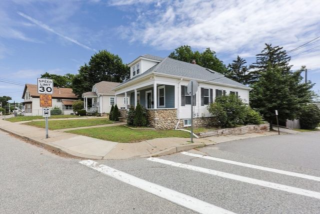 25 George Waterman Rd, Johnston, RI 02919