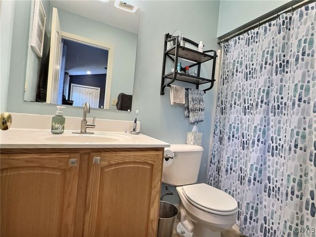 1053 Bennie Road, Cortlandville, NY 13045