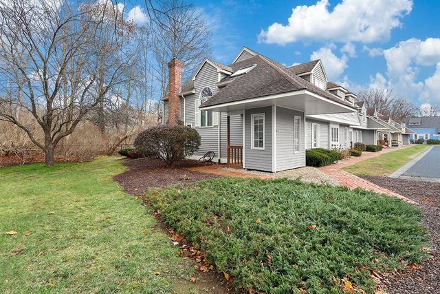 3 Strathmore Shire Dr A, Uxbridge, MA 01569