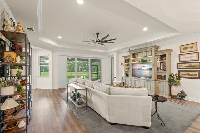 5773 LONG SHORE LOOP, Sarasota, FL 34238