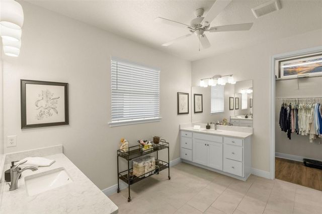 5773 LONG SHORE LOOP, Sarasota, FL 34238