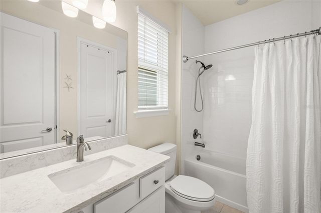 5773 LONG SHORE LOOP, Sarasota, FL 34238