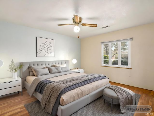 403 W Grangeville Boulevard, Hanford, CA 93230