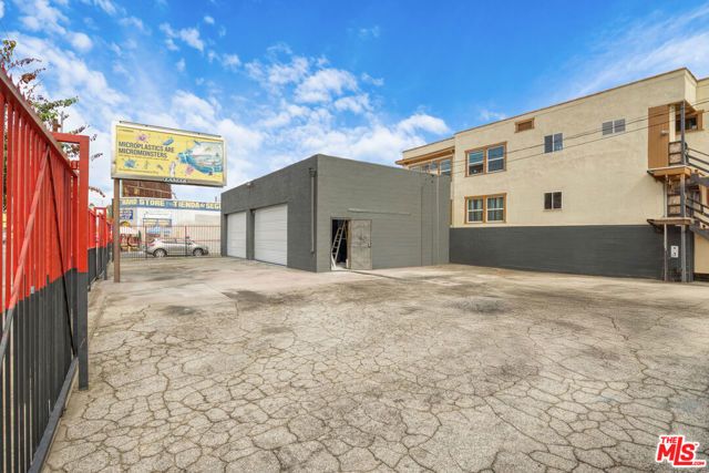 3429 Venice Boulevard, Los Angeles, CA 90019