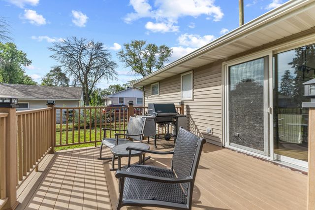 10143 Cottonwood Street NW, Coon Rapids, MN 55448