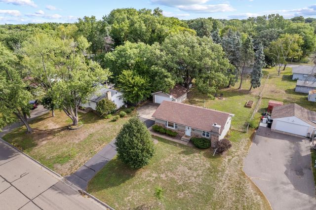 10143 Cottonwood Street NW, Coon Rapids, MN 55448