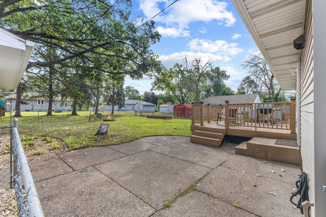 10143 Cottonwood Street NW, Coon Rapids, MN 55448