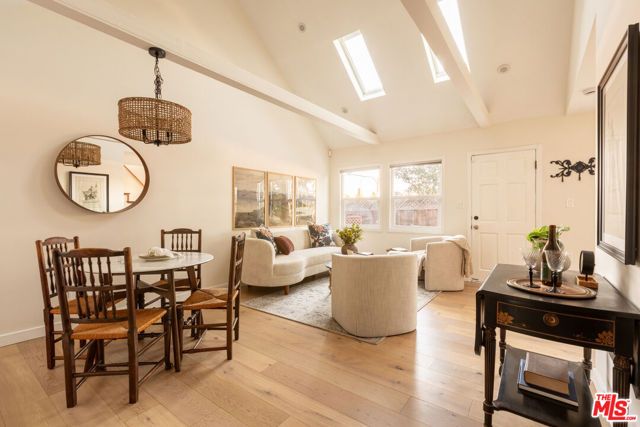 12458 Laurel Terrace Drive, Studio City (los Angeles), CA 91604
