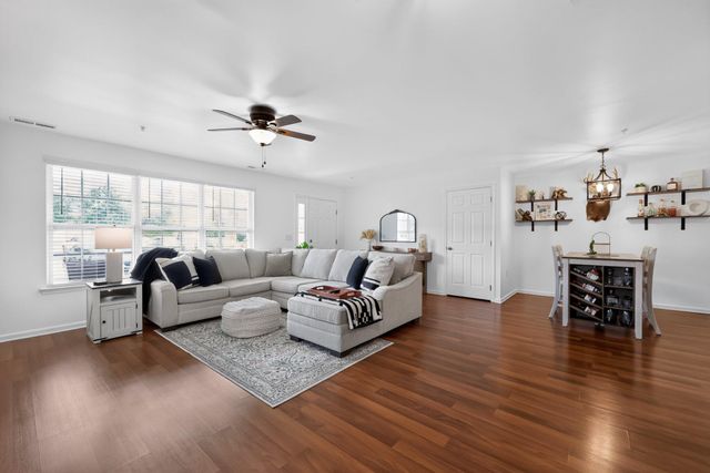 111 REDBUD LN, Mantua, NJ 08051
