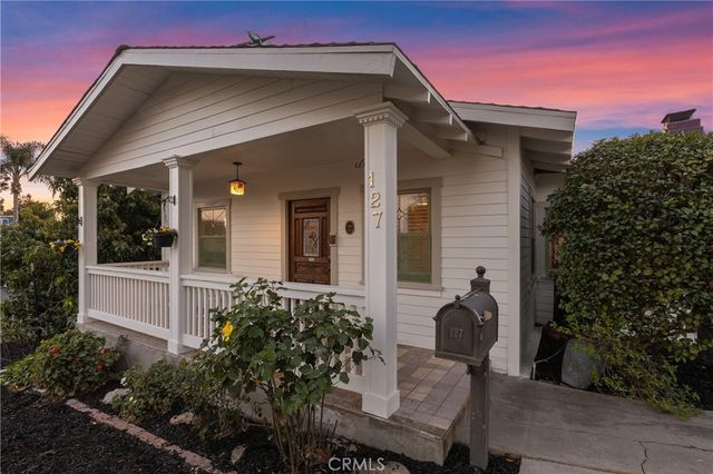 127 S Redwood Avenue, Brea, CA 92821