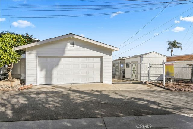 127 S Redwood Avenue, Brea, CA 92821