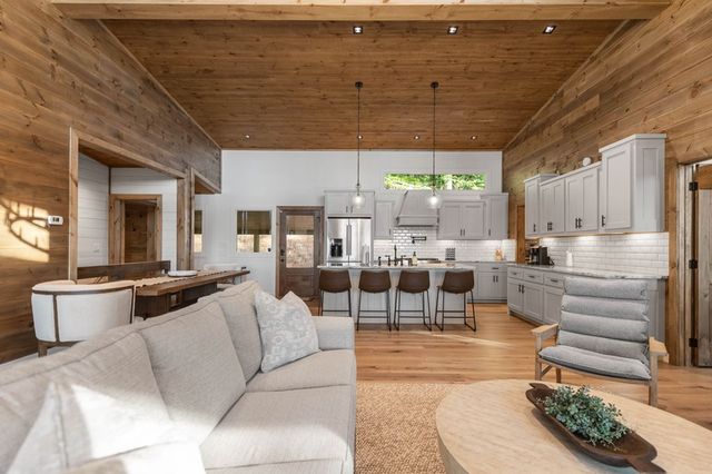 55 Grand Vista Drive, Blue Ridge, GA 30513