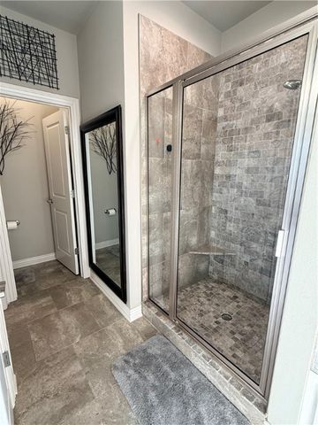 18317 Astor Drive, Fayetteville, AR 72704