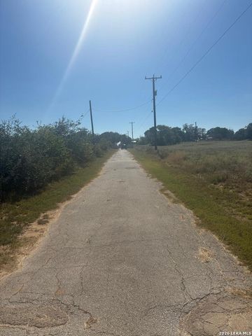 4103 Edwards, China Grove, TX 78263