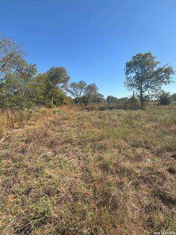 4103 Edwards, China Grove, TX 78263