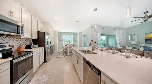12550 GALAPAGOS COURT 206, Venice, FL 34293