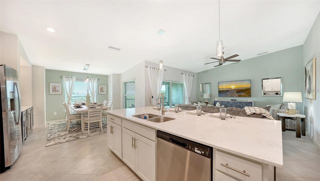 12550 GALAPAGOS COURT 206, Venice, FL 34293