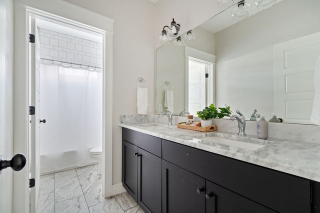 1807B 4th Ave, N, Nashville, TN 37208