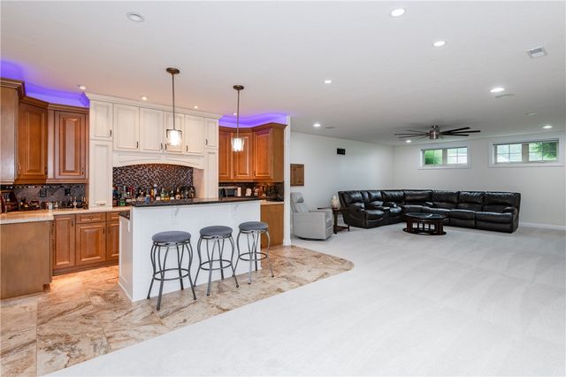 2722 Scarborough Place, Beavercreek Twp, OH 45385