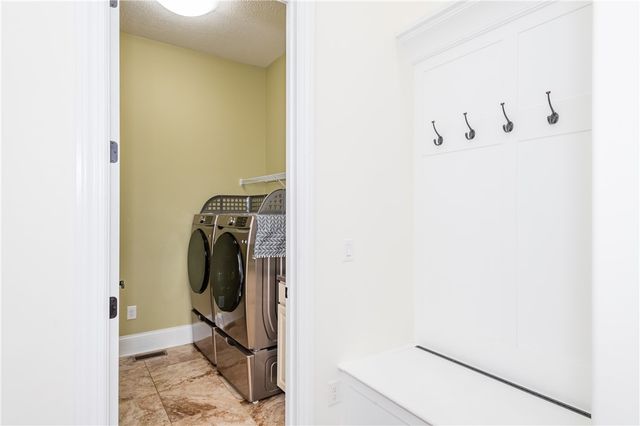 2722 Scarborough Place, Beavercreek Twp, OH 45385