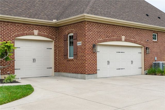 2722 Scarborough Place, Beavercreek Twp, OH 45385