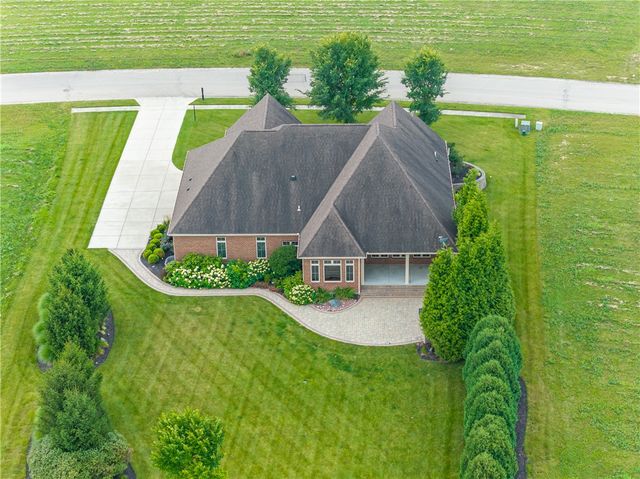 2722 Scarborough Place, Beavercreek Twp, OH 45385