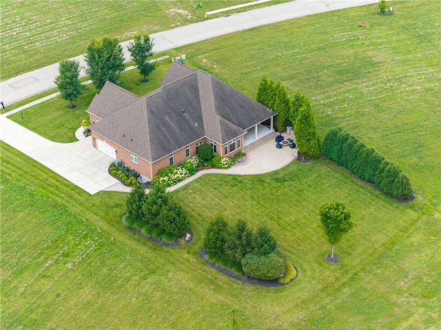 2722 Scarborough Place, Beavercreek Twp, OH 45385