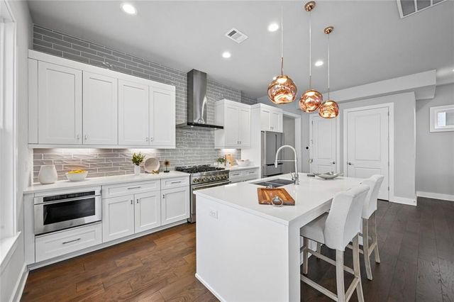 4036 Hazel Nut Lake NE, Atlanta, GA 30342