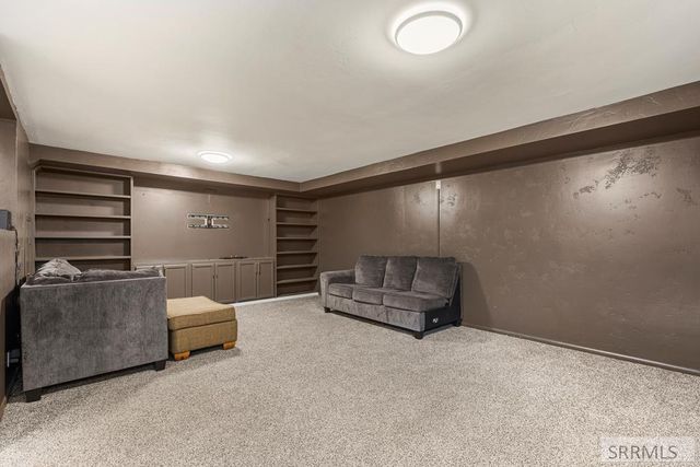 685 11th Street, Idaho Falls, ID 83404