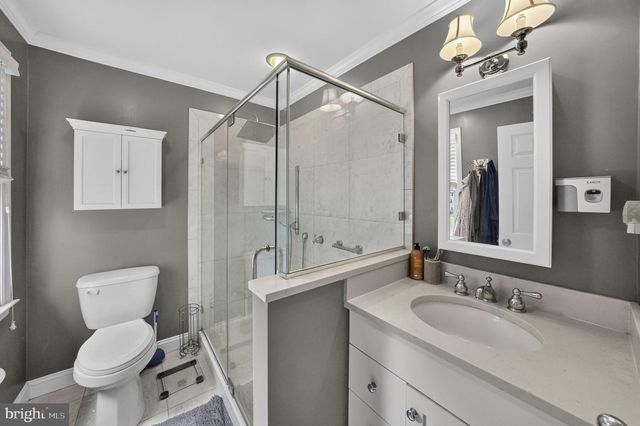 11 RIVERVIEW DR, Ewing, NJ 08628