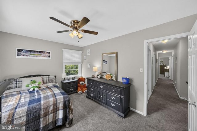 11 RIVERVIEW DR, Ewing, NJ 08628