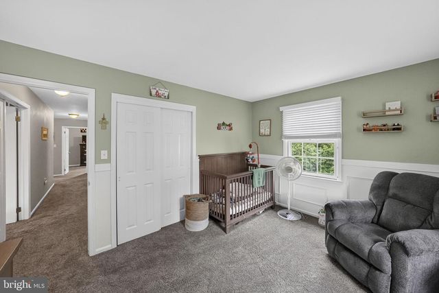 11 RIVERVIEW DR, Ewing, NJ 08628