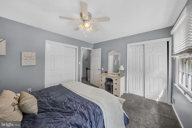 11 RIVERVIEW DR, Ewing, NJ 08628