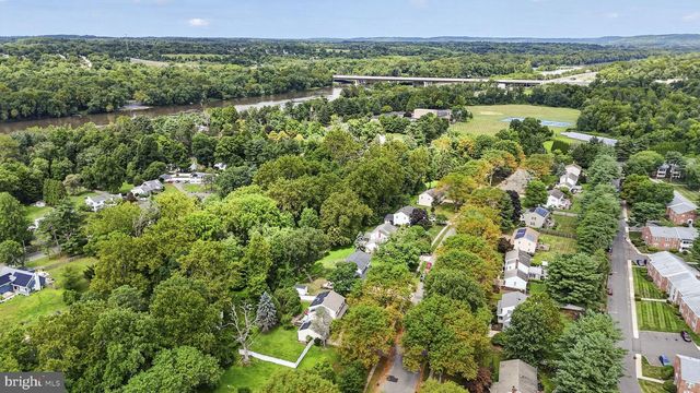 11 RIVERVIEW DR, Ewing, NJ 08628