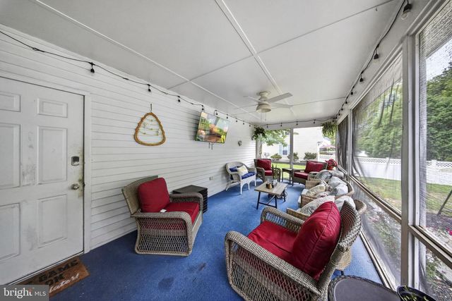 11 RIVERVIEW DR, Ewing, NJ 08628