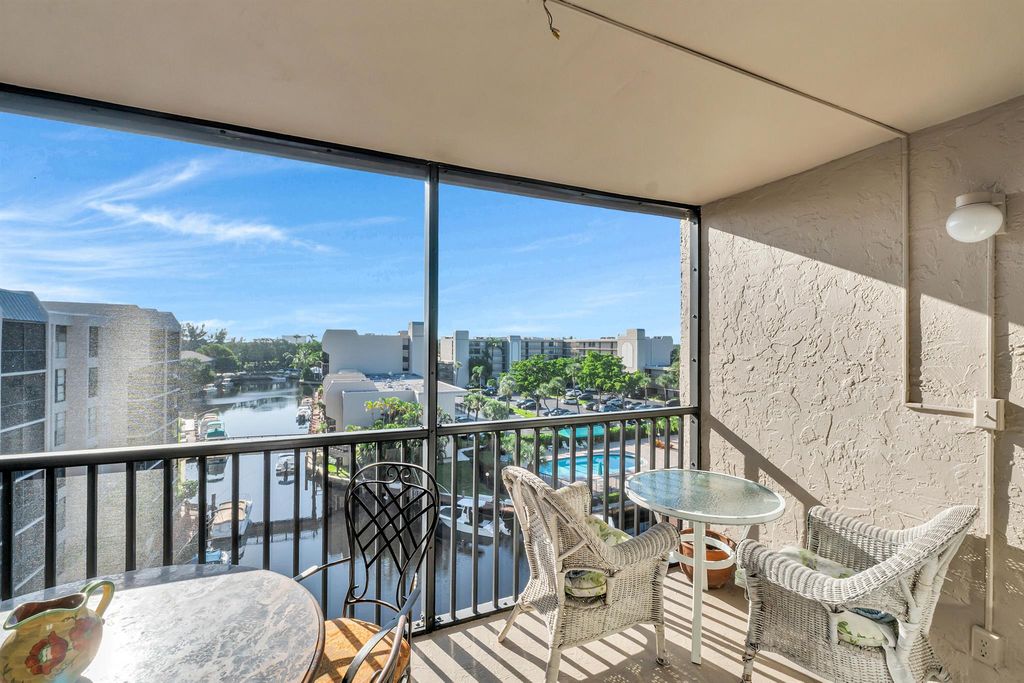 4 Royal Palm Way 601, Boca Raton, FL 33432