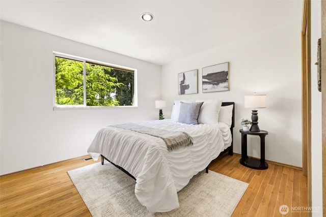19906 83rd Place W, Edmonds, WA 98026